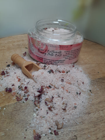 Foaming Rose and Buttermilk Milk Bath